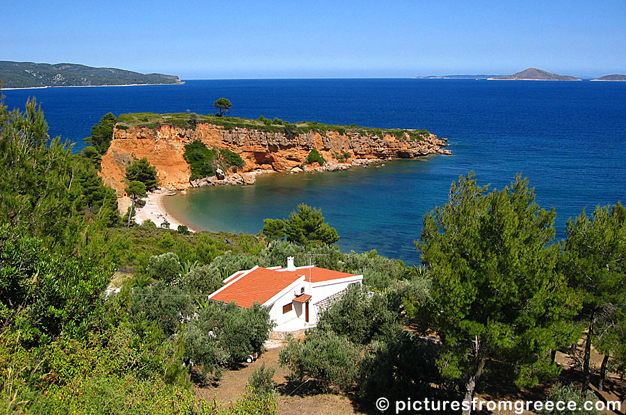 Kokinokastro beach in Alonissos means the red beach and is very beautiful.