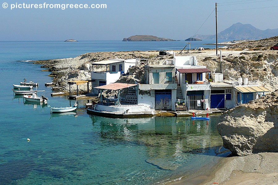 Mitakas is a small fishing village with a nice beach not far from Sarakiniko in Milos.