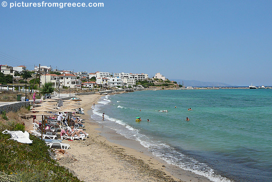 Megalochori beach in Agistri.