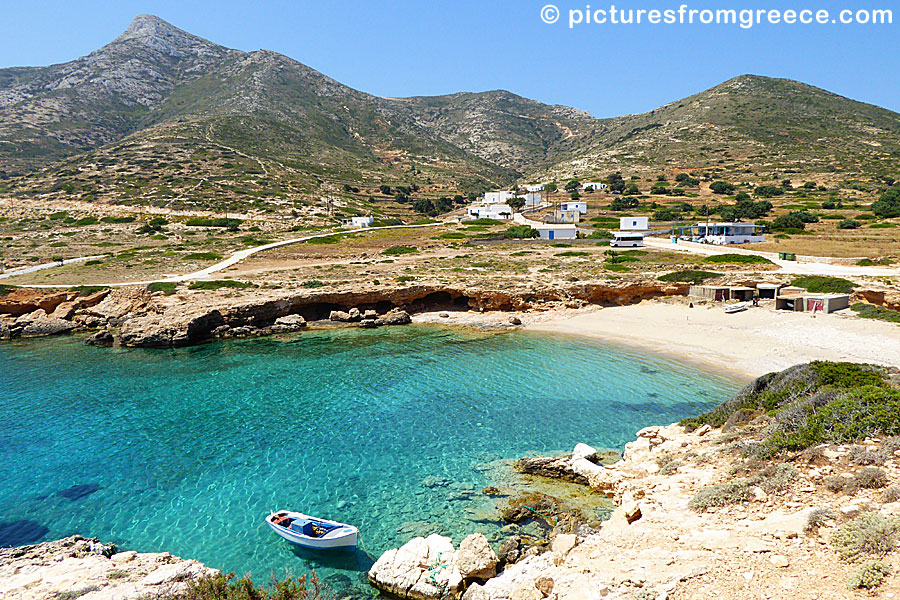 Kalotaritissa beach and village in Donoussa.