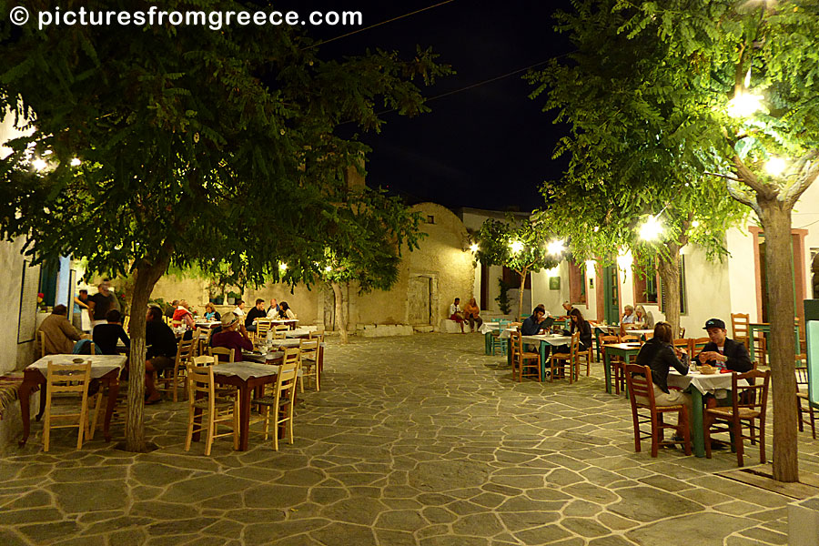 There are four squares in Chora in Folegandros with nice tavernas and good Greek food.