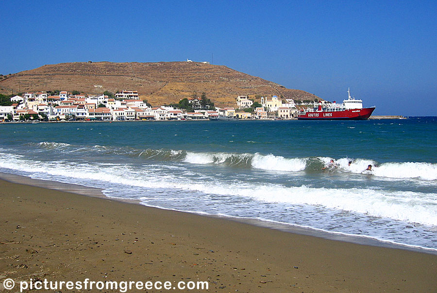 Korissia beach in Kea.