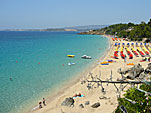 Makris Gialos beach.