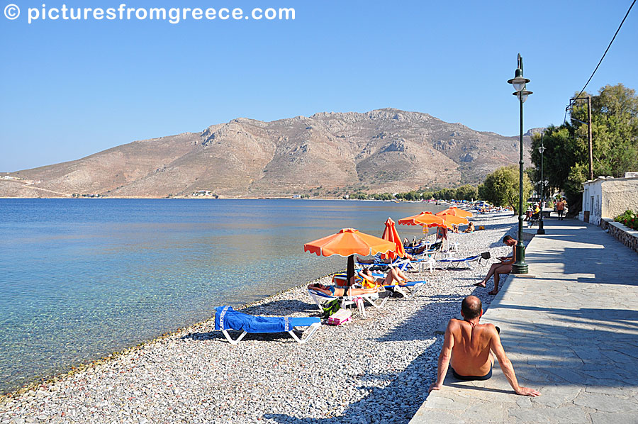 On the beach of Livadia there are tamaric trees that provide shade. Free sunbeds are also available.